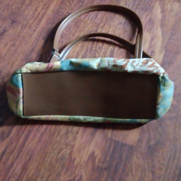 Floral Relic purse - Picture 6 of 9